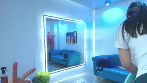 Madame Scarllet  online show from April 8, 2026, 11:32 am