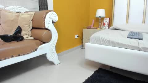 Madame Carla  online show from March 21, 2026, 10:31 am