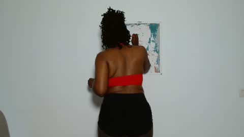 YourMadamIndigo online show from April 16, 2026, 4:52 pm