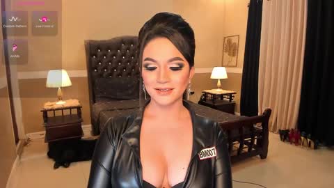 Snapshot of madammistressdominatrixxx chatting on February 22, 2025, 3:34 am Alison Kloss online show from February 22, 2025, 3:34 am