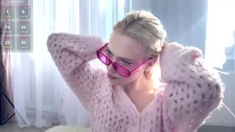 Fiona online show from March 25, 2026, 4:40 am