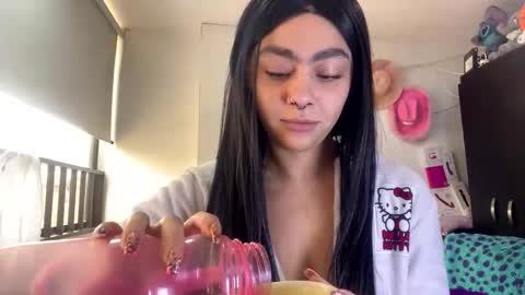 Snapshot of maddiiebrooks chatting on March 11, 2026, 4:24 pm Maddie online show from March 11, 2026, 4:24 pm