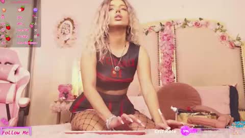 Snapshot of maddisonblush chatting on September 9, 2025, 7:24 pm Maddison online show from September 9, 2025, 7:24 pm