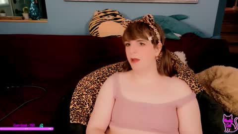 Maddy Cat online show from November 26, 2025, 3:13 pm