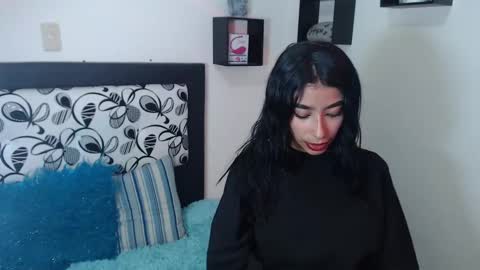 Maddy Parker  online show from December 15, 2024, 9:56 am