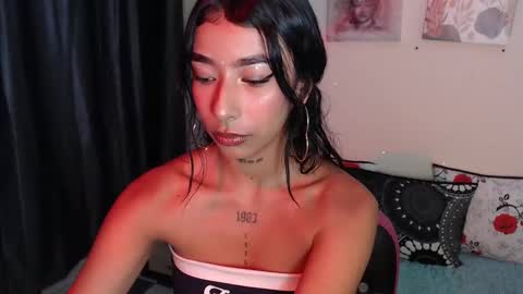 Maddy Parker  online show from February 21, 2025, 6:18 am