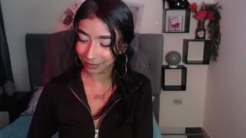 Maddy Parker  online show from February 26, 2025, 6:37 am