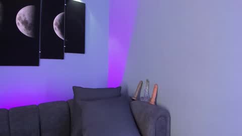 Snapshot of maddy_walker chatting on February 22, 2025, 7:47 pm Maddy online show from February 22, 2025, 7:47 pm