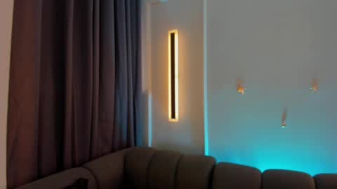 Snapshot of maddy_walker chatting on September 17, 2025, 7:37 pm Maddy online show from September 17, 2025, 7:37 pm