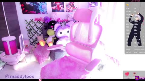 Maddy Foox online show from April 9, 2026, 3:06 pm