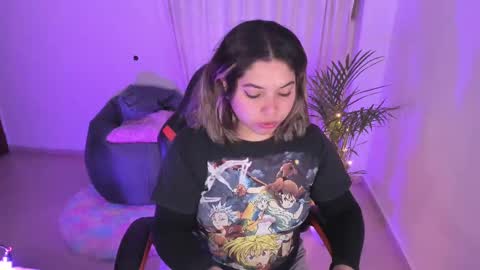 Snapshot of madelaine_taylor chatting on January 22, 2025, 10:07 am madelaine_taylor online show from January 22, 2025, 10:07 am