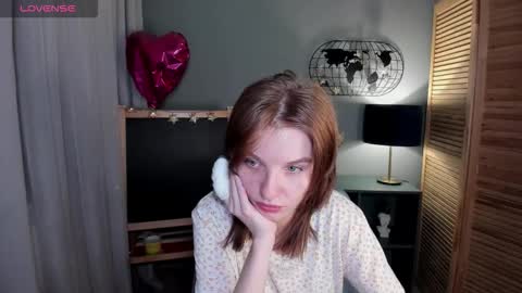 madelaines online show from October 12, 2025, 10:25 am