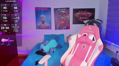 Emily     Only Fans  online show from December 30, 2024, 12:32 am