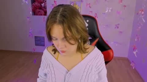 Madeline online show from November 10, 2025, 8:52 pm