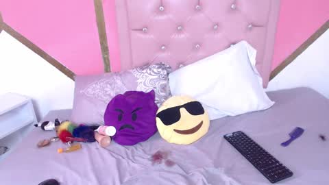 Madeline online show from February 5, 2025, 7:10 pm