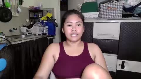 Snapshot of madelline2001 chatting on April 12, 2026, 5:12 am madelline2001 online show from April 12, 2026, 5:12 am