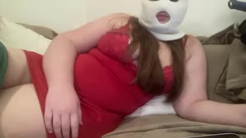 Julia online show from December 3, 2024, 9:45 pm