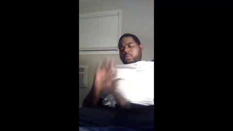Snapshot of mademoney313 chatting on May 18, 2026, 4:07 am mademoney313 online show from May 18, 2026, 4:07 am