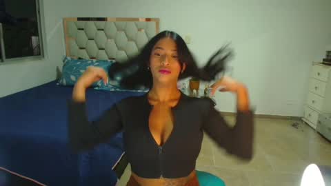 madelyn roses online show from March 11, 2025, 11:48 pm