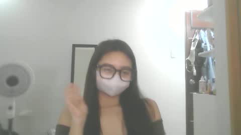 Snapshot of madi_perez chatting on March 29, 2026, 1:00 pm Madi online show from March 29, 2026, 1:00 pm