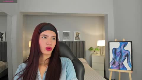 Madie  online show from December 7, 2024, 12:02 pm