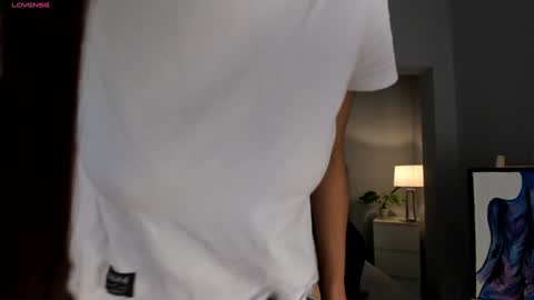 Madie  online show from December 19, 2024, 11:18 am