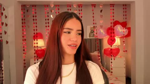 Madie  online show from February 7, 2025, 12:06 pm