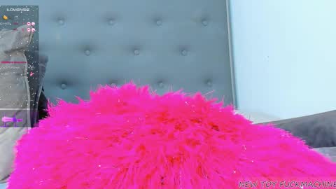   online show from September 18, 2025, 2:57 am