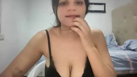 Snapshot of madison_tits chatting on October 7, 2025, 2:31 am madison_tits online show from October 7, 2025, 2:31 am