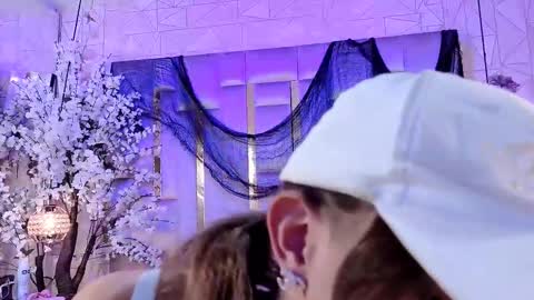  Madison  online show from November 23, 2025, 6:02 am