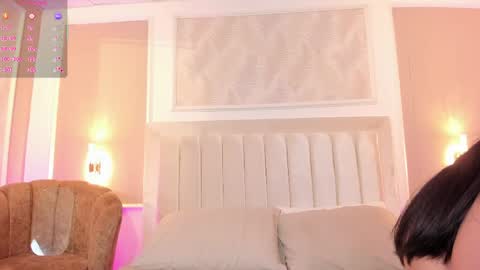 Snapshot of madisson_fox1 chatting on April 24, 2026, 12:40 pm online show from April 24, 2026, 12:40 pm