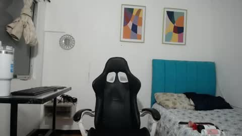 Snapshot of madisson_jones18 chatting on June 16, 2026, 6:10 pm madisson_jones18 online show from June 16, 2026, 6:10 pm