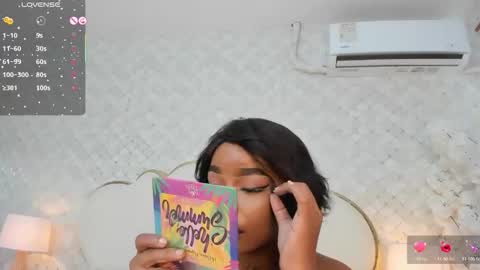 Madisson Lopez online show from November 5, 2025, 8:53 pm