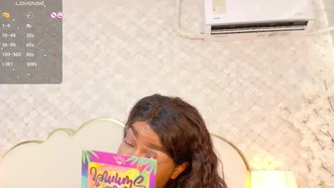 Madisson Lopez online show from December 15, 2025, 8:46 pm