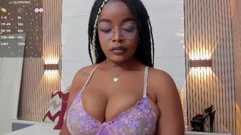 Snapshot of madissonlopez chatting on June 26, 2026, 9:52 pm Madisson Lopez online show from June 26, 2026, 9:52 pm