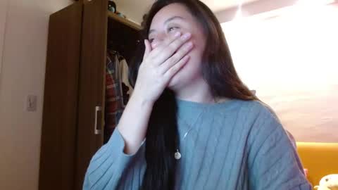 Snapshot of madissonn__ chatting on November 13, 2025, 4:22 am MADY online show from November 13, 2025, 4:22 am