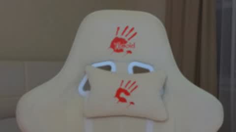 Madi Soon online show from December 2, 2024, 4:31 am