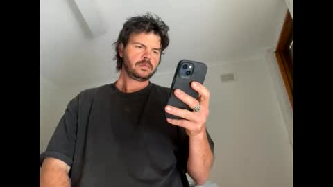 Snapshot of madjiik chatting on October 28, 2025, 10:45 pm madjiik online show from October 28, 2025, 10:45 pm