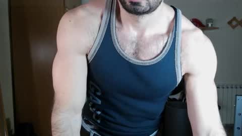 Snapshot of madmax20x chatting on February 11, 2026, 11:43 pm madmax20x online show from February 11, 2026, 11:43 pm