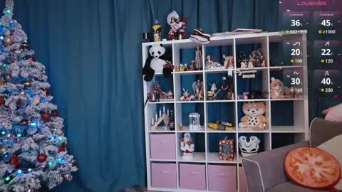 Alice online show from December 19, 2024, 6:01 pm