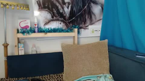 Elizabeth online show from January 16, 2025, 1:27 am