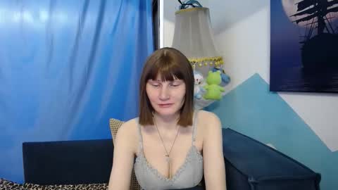 Elizabeth online show from December 23, 2025, 1:47 am