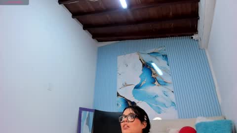 Madoka online show from February 21, 2025, 6:48 pm