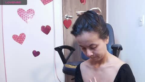 Snapshot of mady_gh chatting on March 2, 2025, 10:35 am mady online show from March 2, 2025, 10:35 am