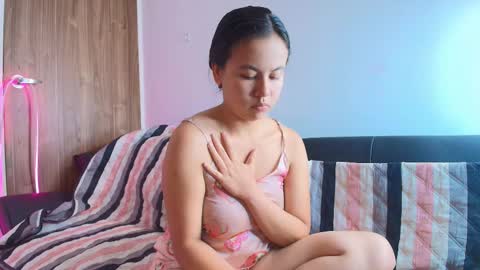 Snapshot of mady_gh chatting on February 1, 2026, 1:26 am mady online show from February 1, 2026, 1:26 am