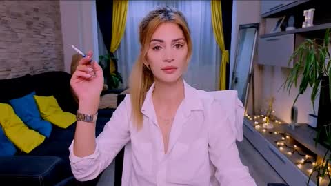 Madye Roberts online show from December 5, 2025, 12:08 am