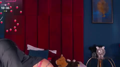 MadyLuxx online show from January 13, 2026, 7:08 pm