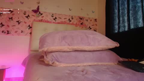 madysson__js_ online show from January 5, 2026, 5:27 pm