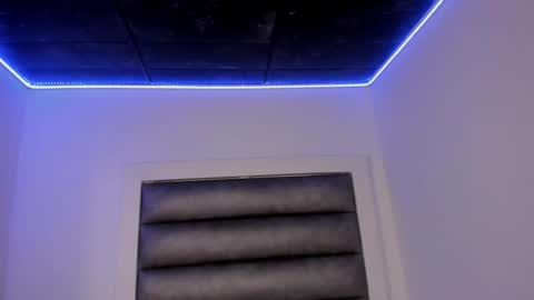 madysson__js_ online show from January 17, 2026, 6:07 am