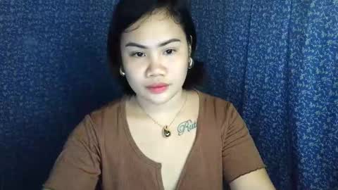 mae_hottie69 online show from February 12, 2026, 2:12 pm